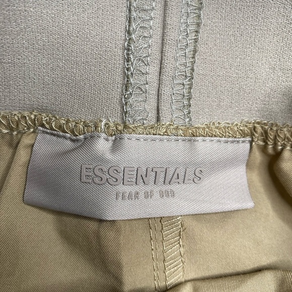 Essentials x Fear of God Logo Waisted Khaki Cargo Skirt NWT - Picture 6 of 8
